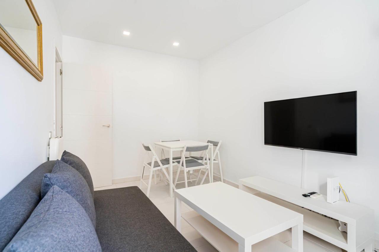 Flamenco Style Apartment Palacio Real, La Latina มาดริด ภายนอก รูปภาพ
