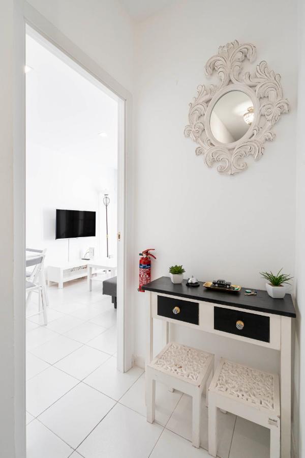 Flamenco Style Apartment Palacio Real, La Latina มาดริด ภายนอก รูปภาพ
