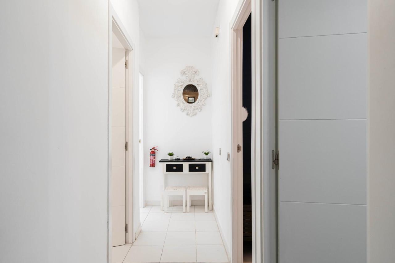 Flamenco Style Apartment Palacio Real, La Latina มาดริด ภายนอก รูปภาพ
