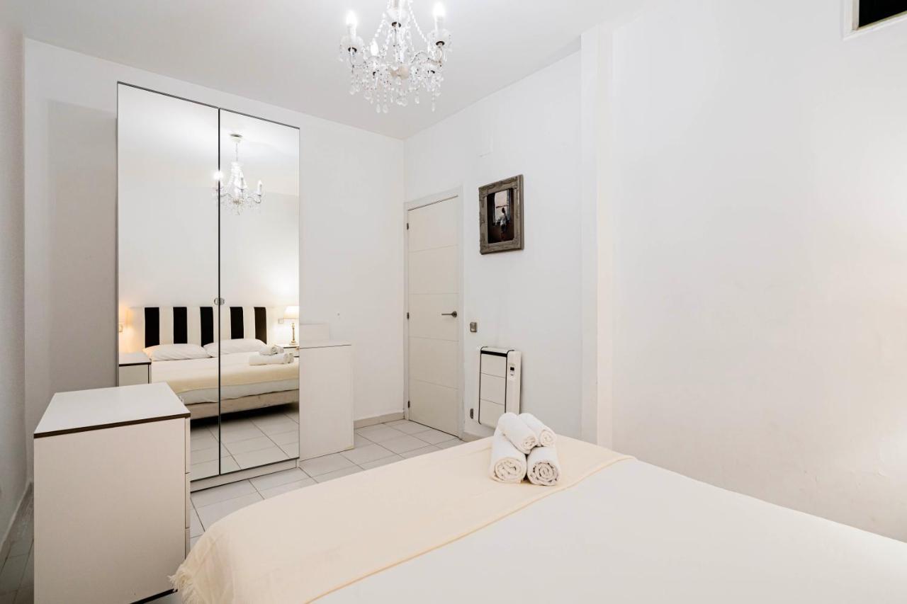 Flamenco Style Apartment Palacio Real, La Latina มาดริด ภายนอก รูปภาพ